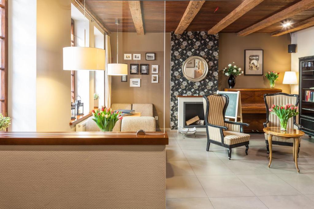 hotel image 9