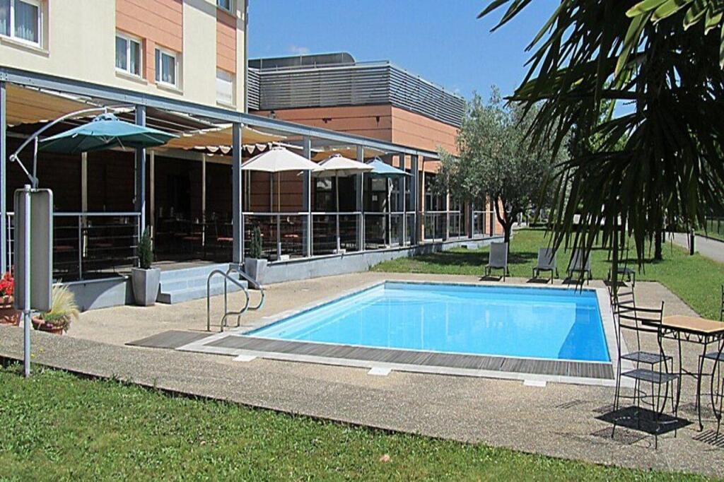 hotel image 16