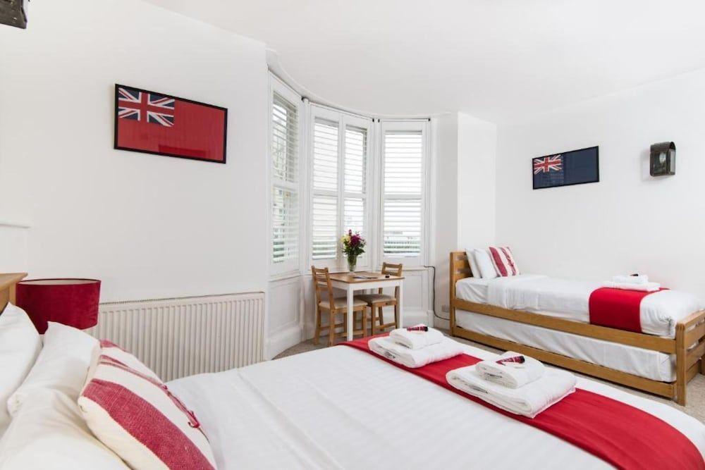 hotel image 9