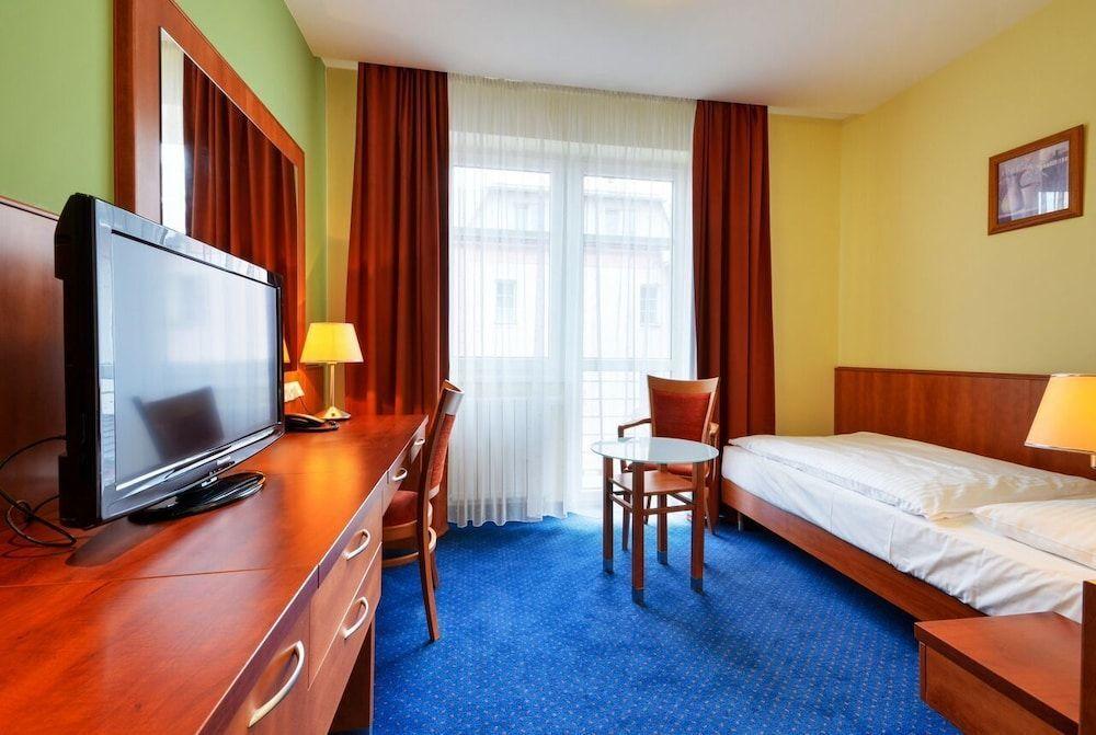 hotel image 16