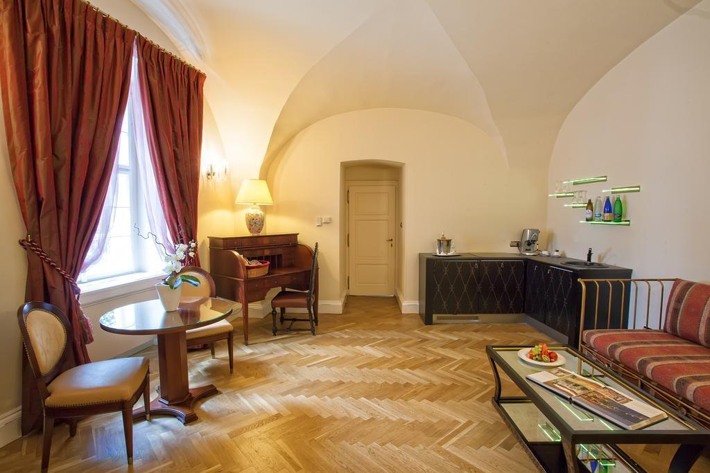 hotel image 13