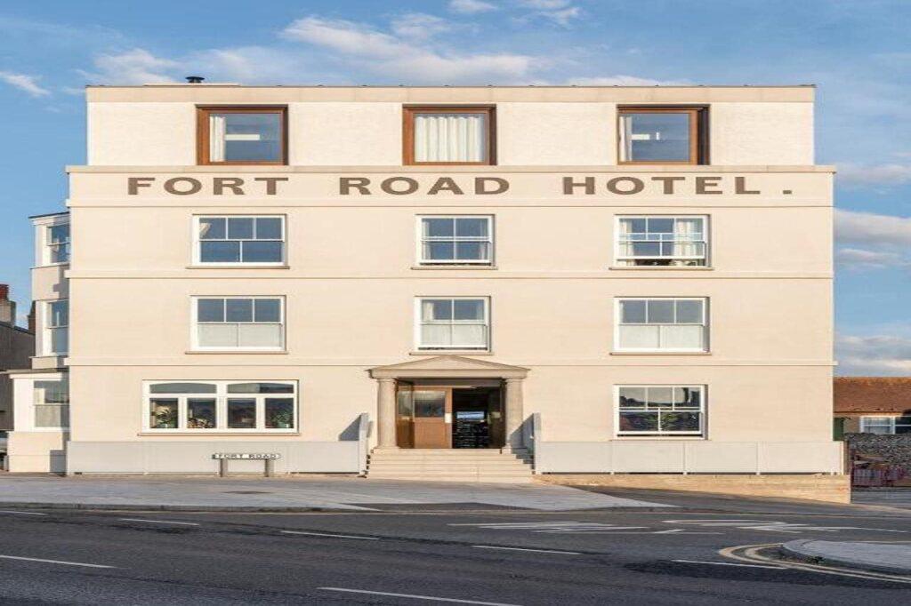 hotel image 9