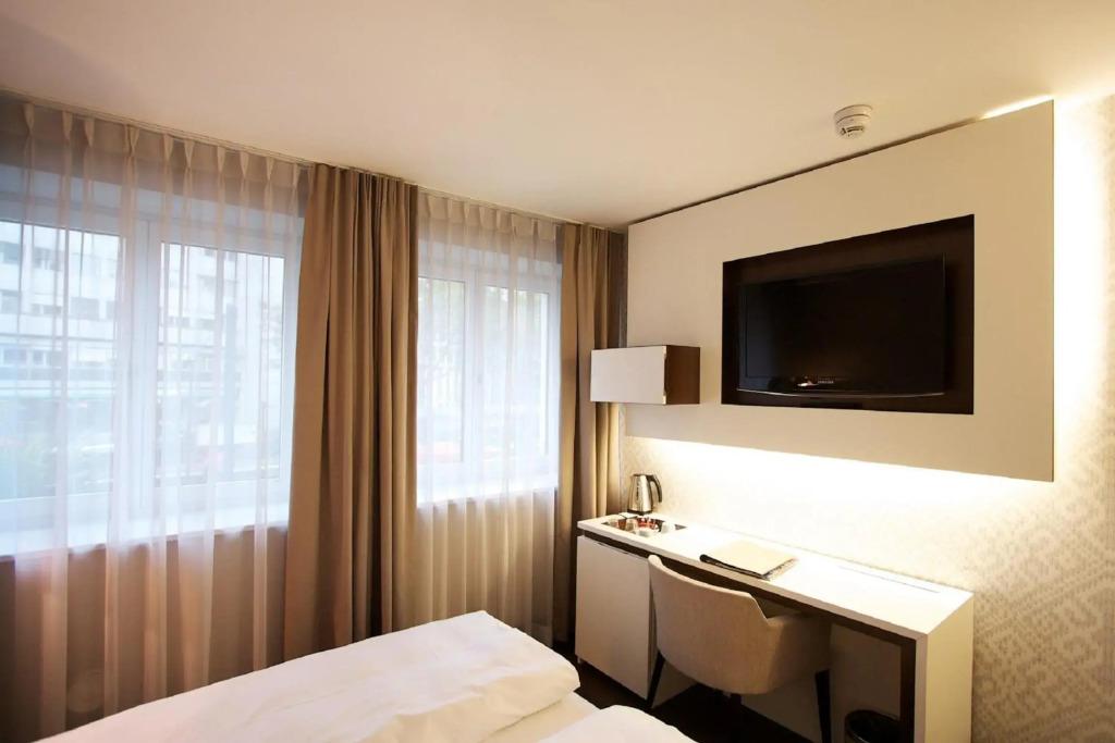 hotel image 8
