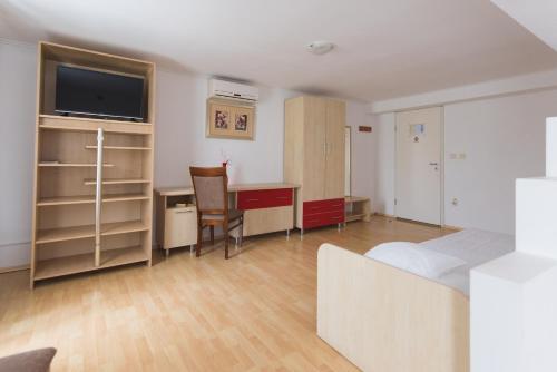 hotel image 35