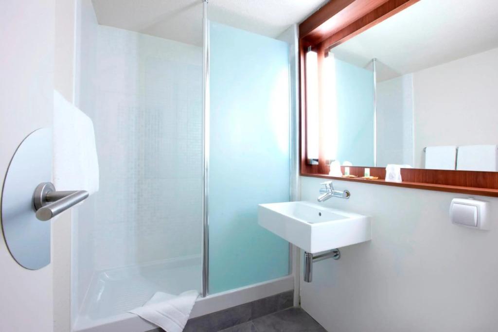 hotel image 16