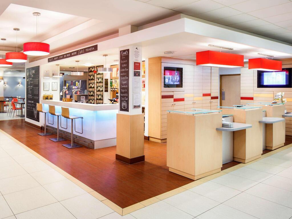 hotel image 9