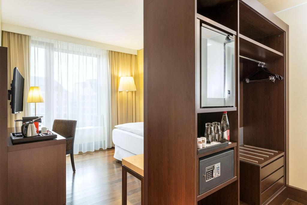 hotel image 8