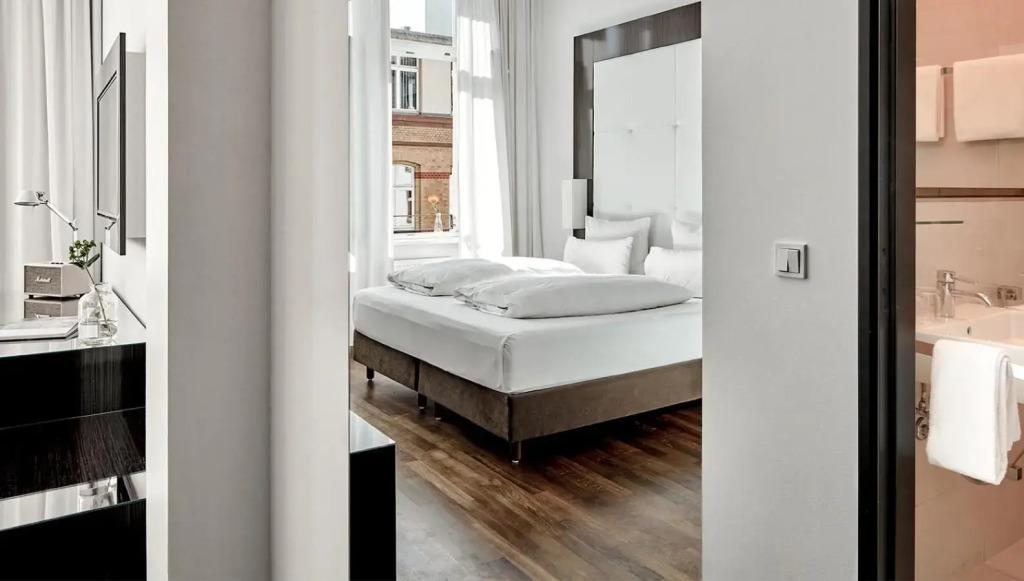 hotel image 21