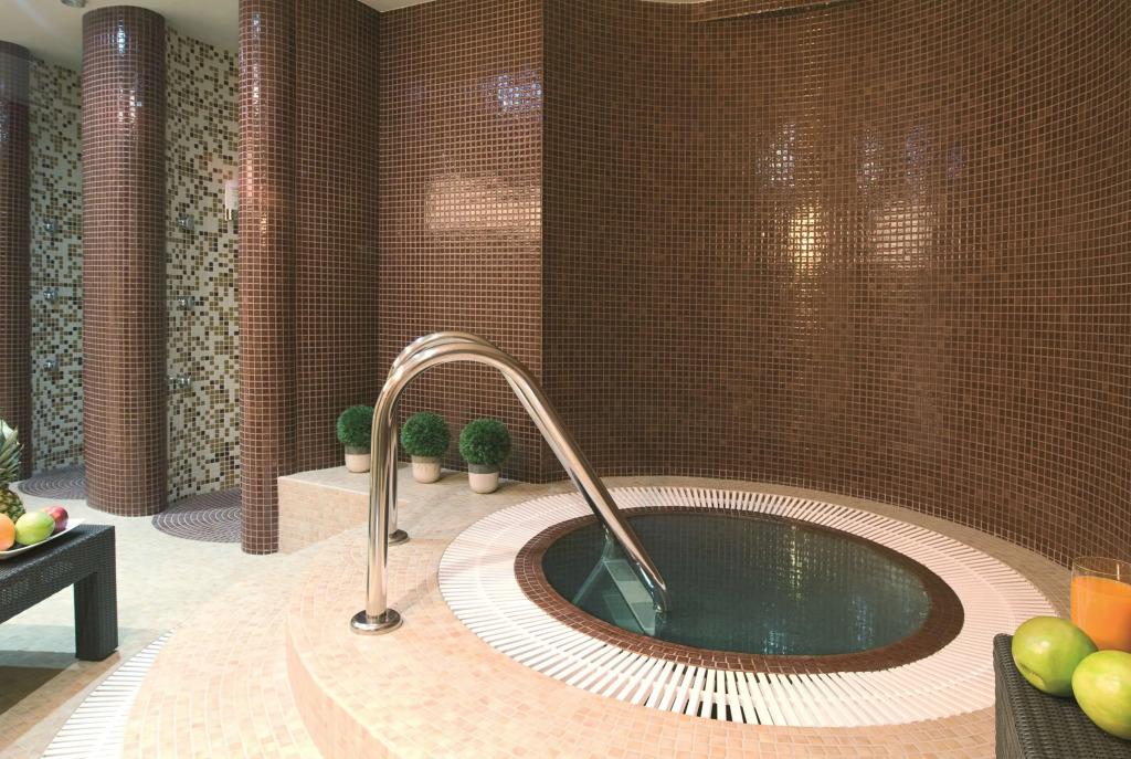 hotel image 36