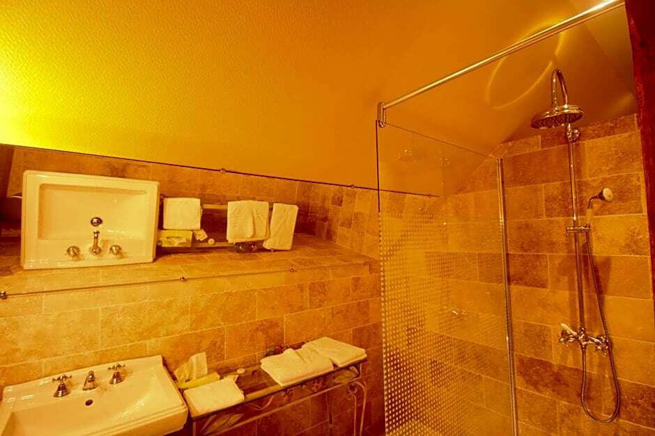 hotel image 13