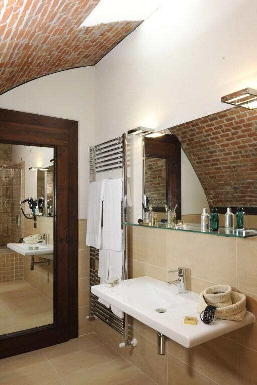 hotel image 17