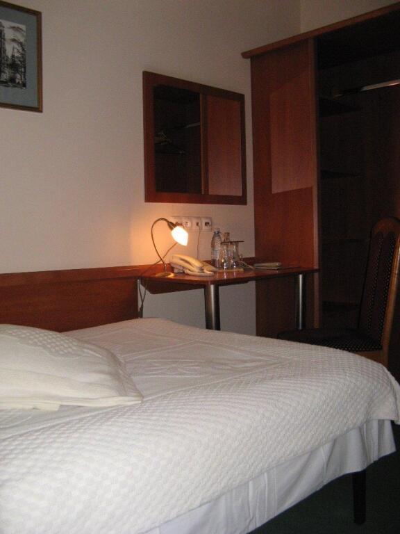 hotel image 10