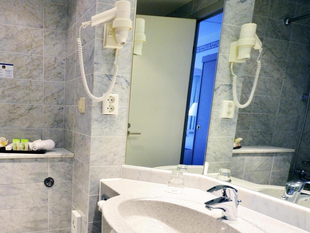 hotel image 12