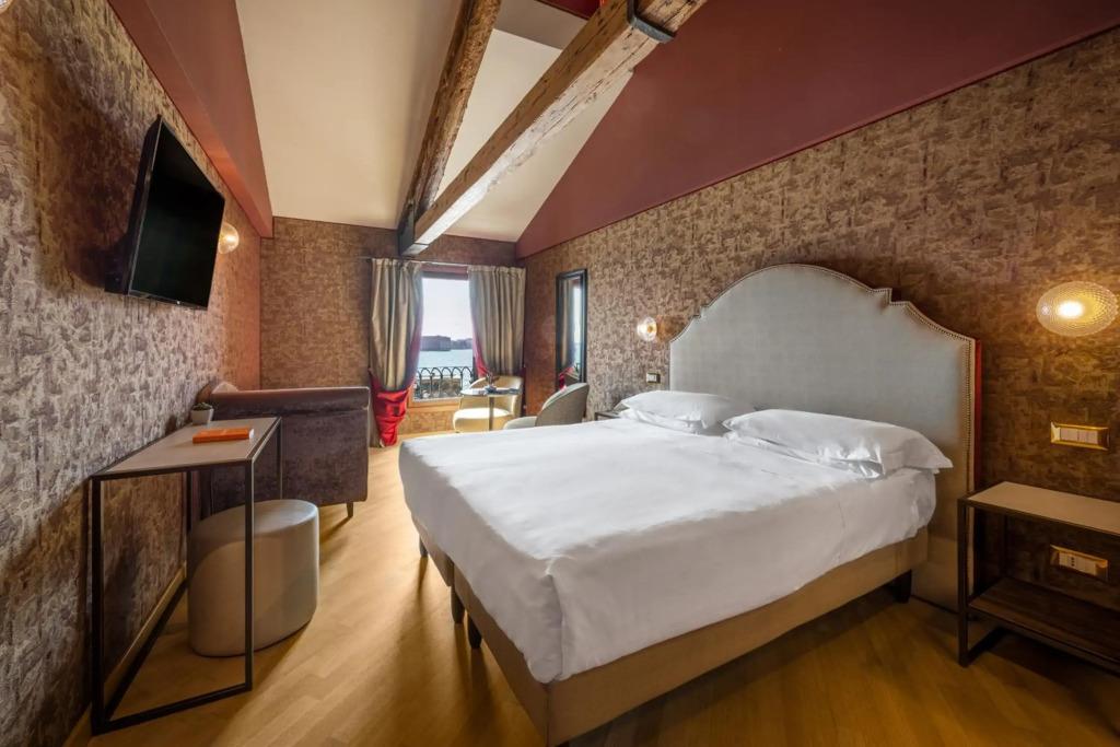 hotel image 32
