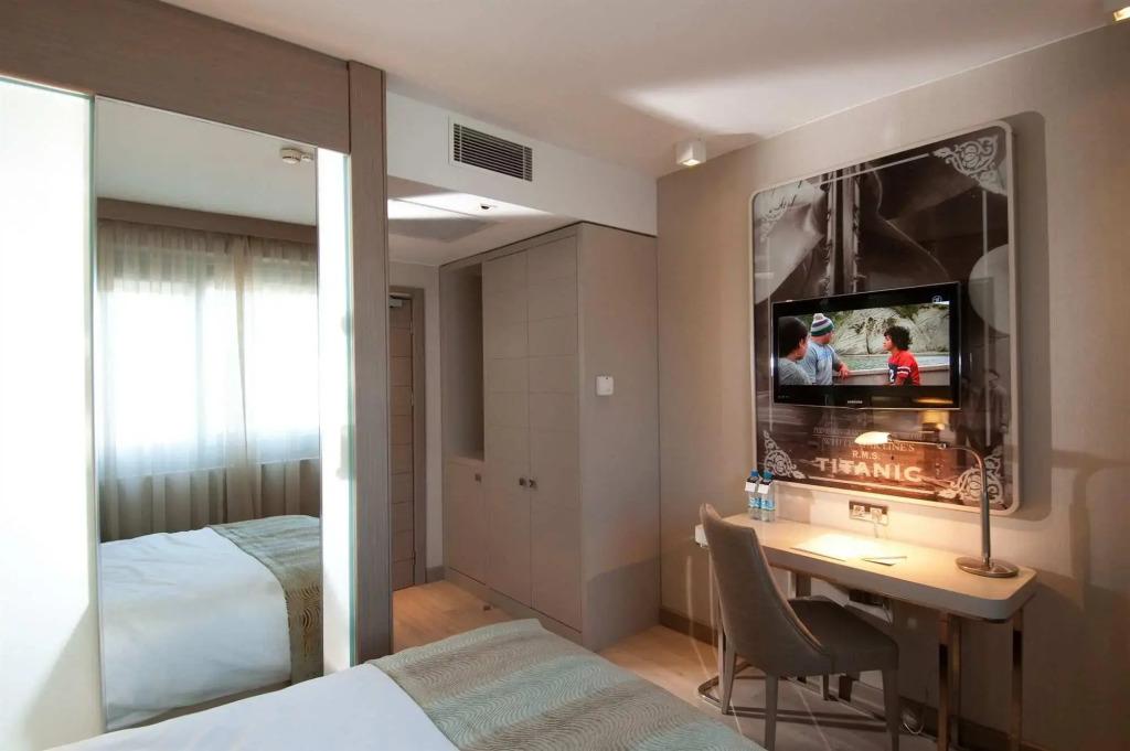 hotel