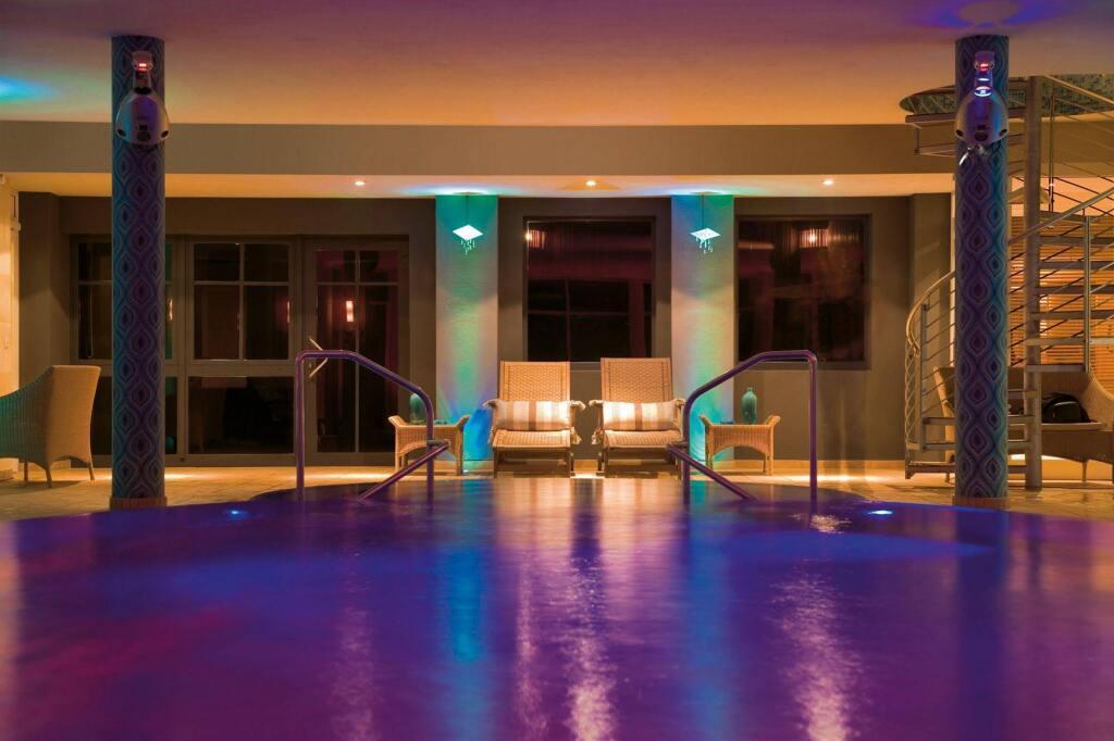 hotel image 9