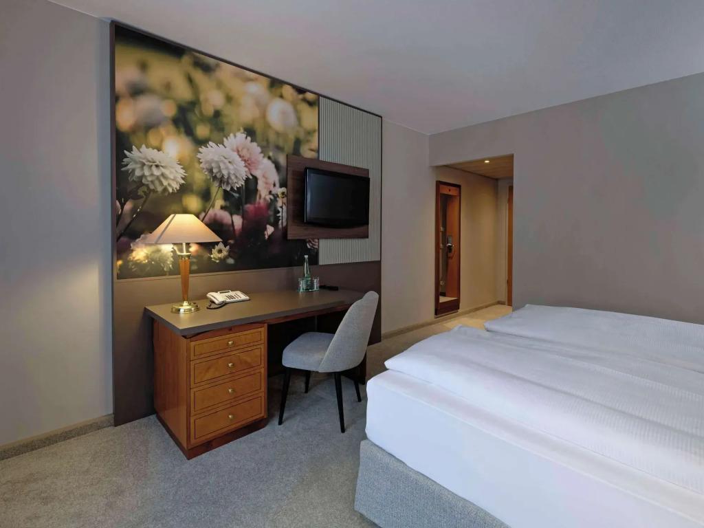 hotel image 10