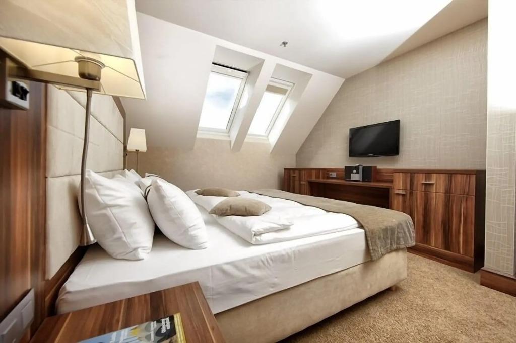 hotel image 13