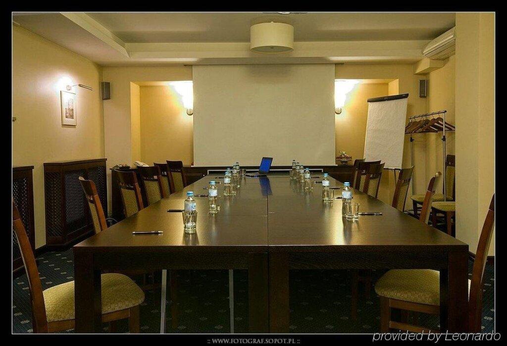 hotel image 13