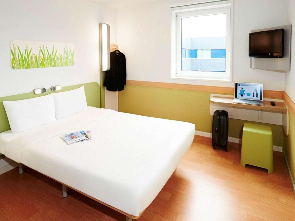hotel image 10