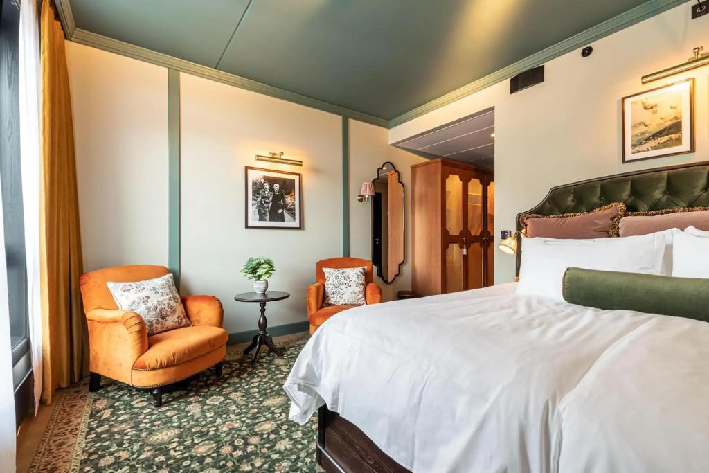 hotel image 10
