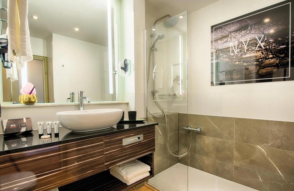 hotel image 13
