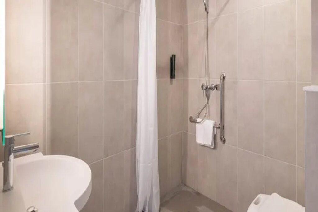 hotel image 12