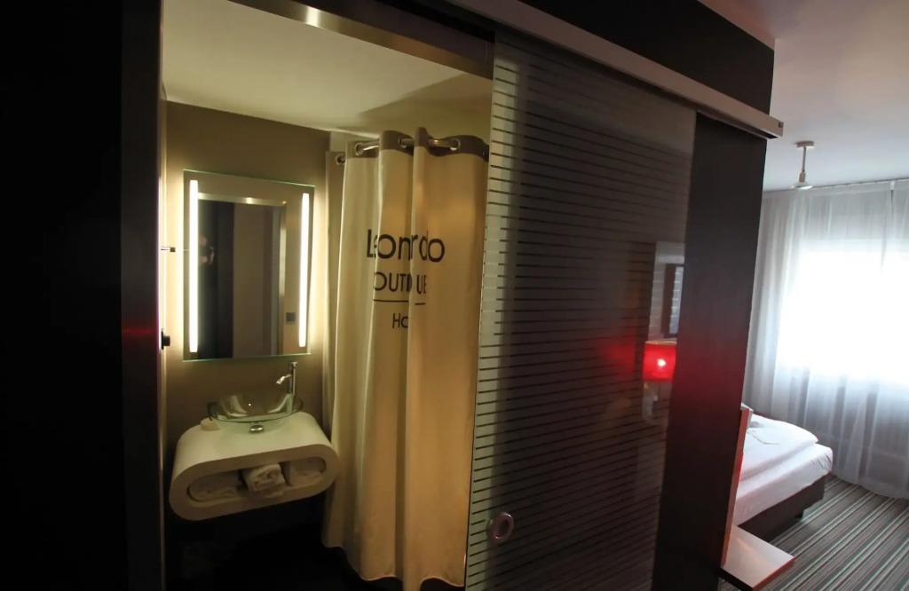 hotel image 11