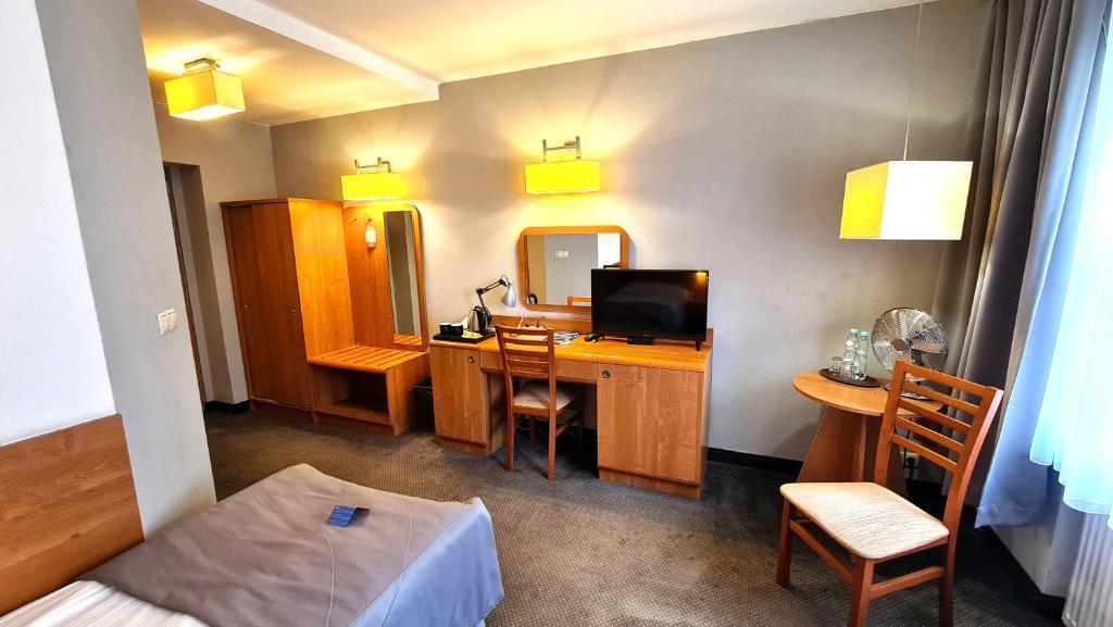 hotel image 8