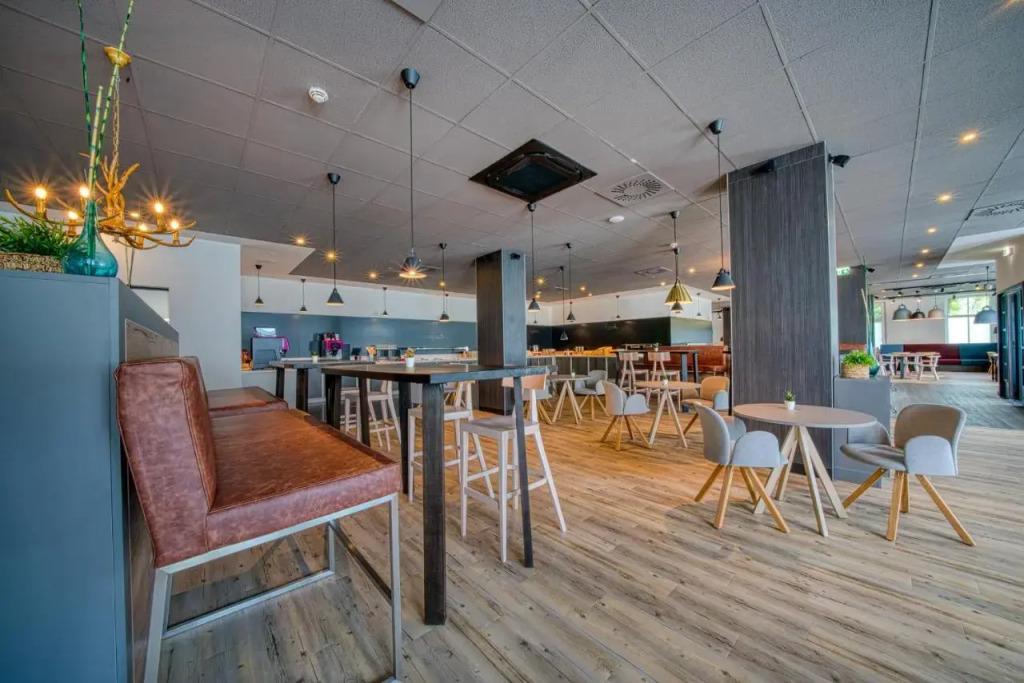 hotel image 9