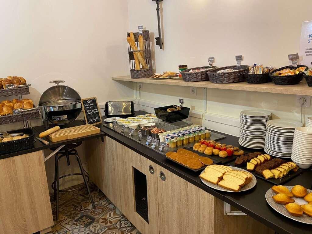 hotel image 13