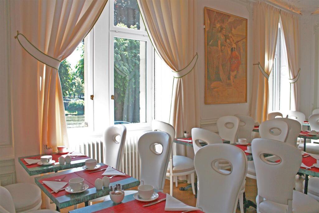 hotel image 11