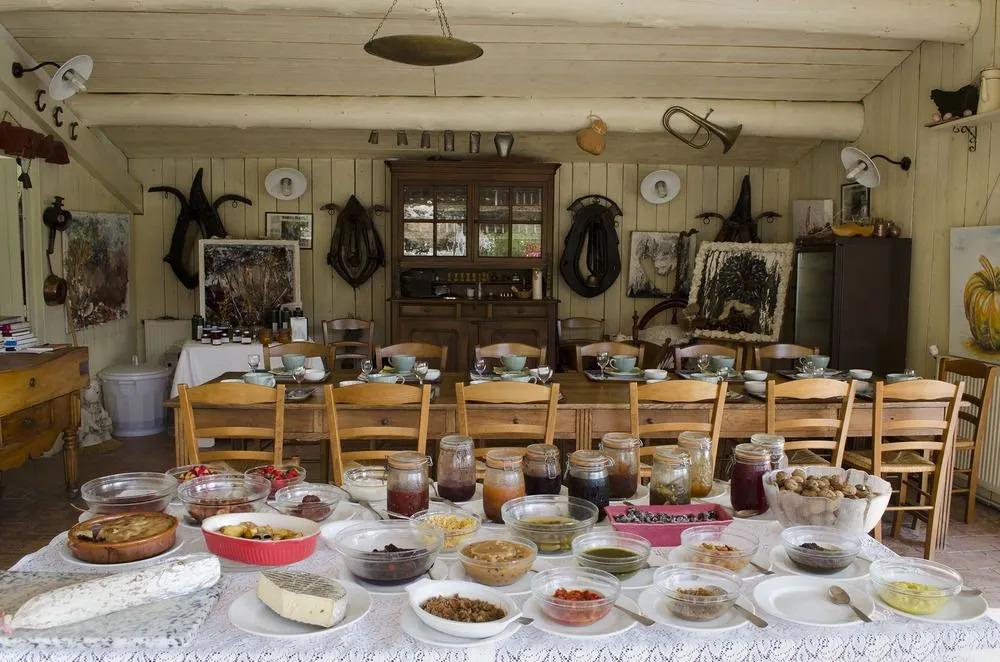 hotel image 16