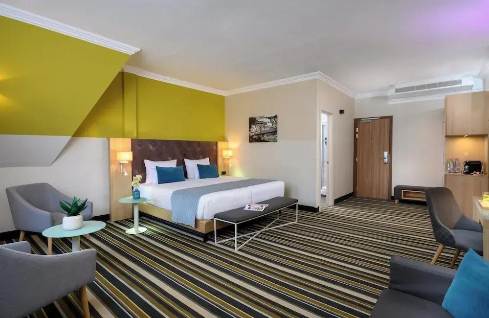hotel image 8
