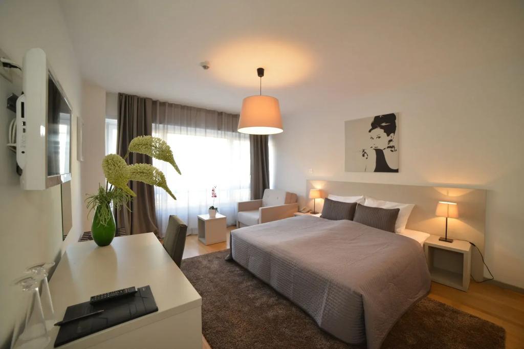 hotel image 10