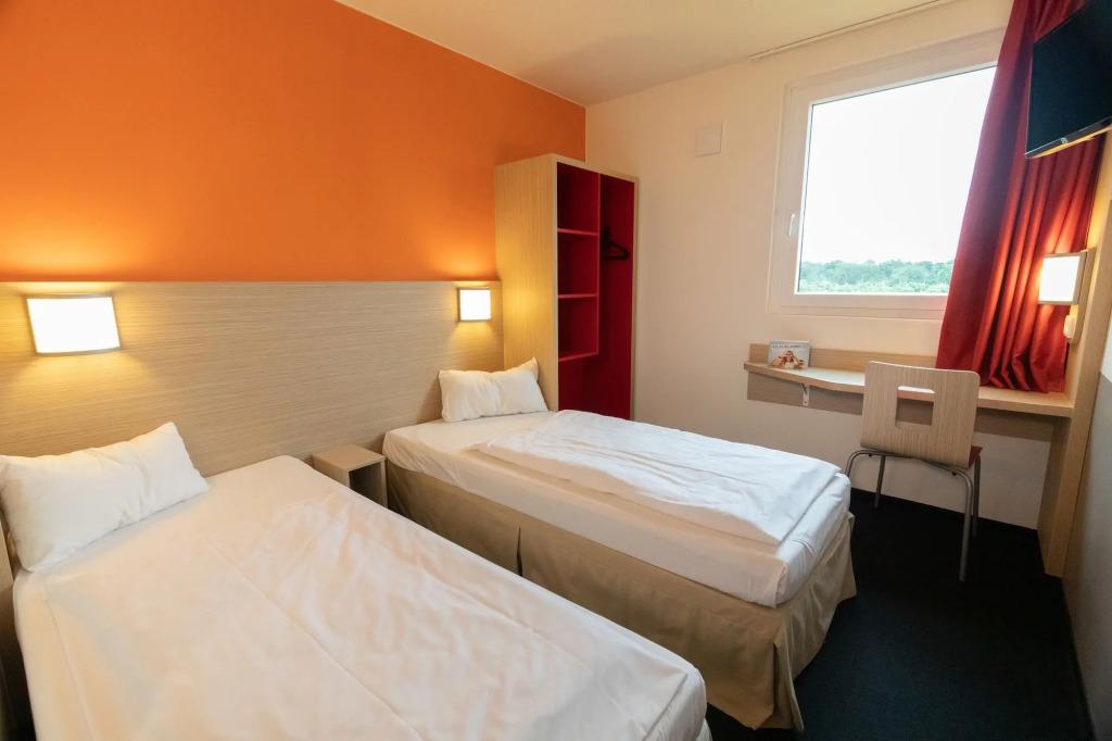 hotel image 8