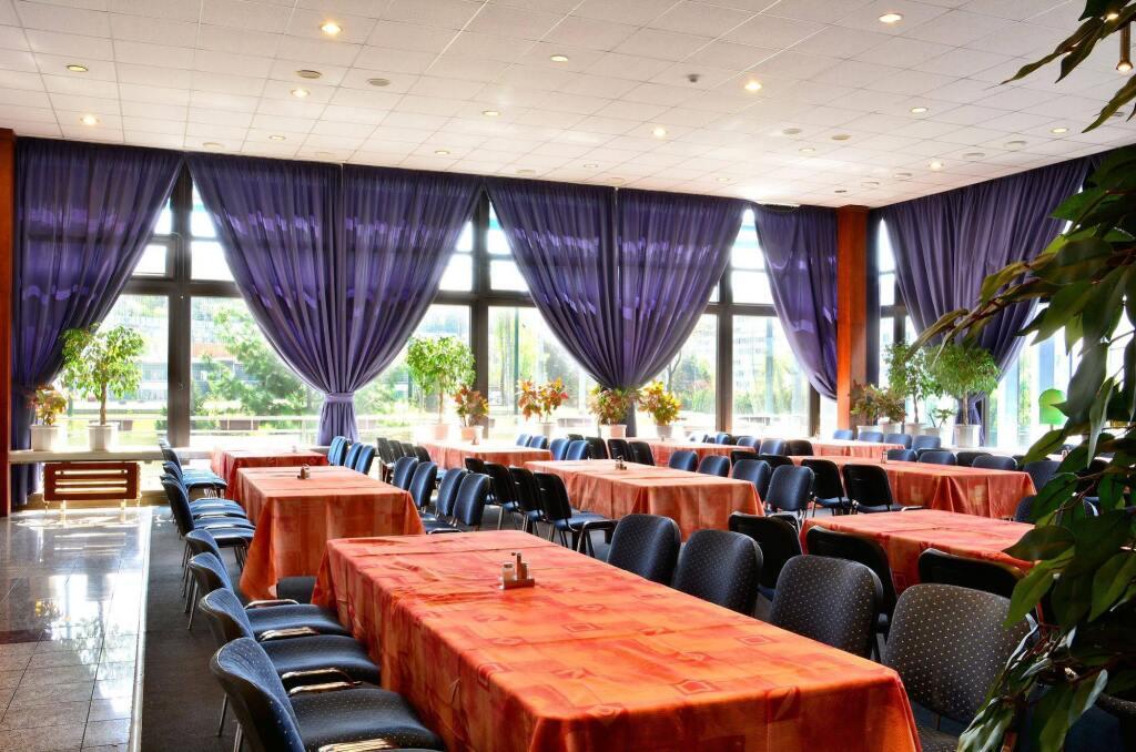 hotel image 37