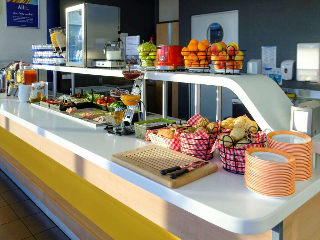 hotel image 10