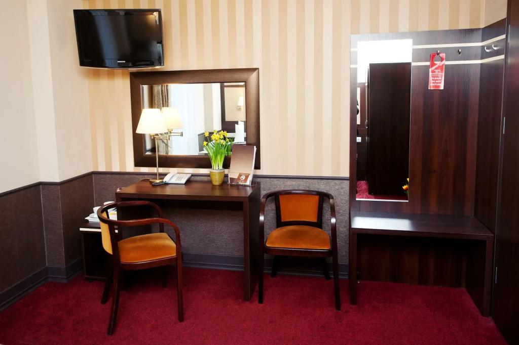 hotel image 11