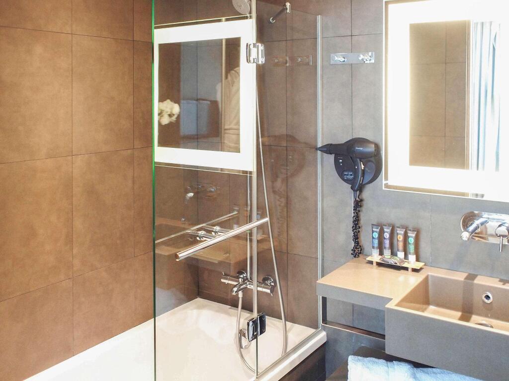 hotel image 39