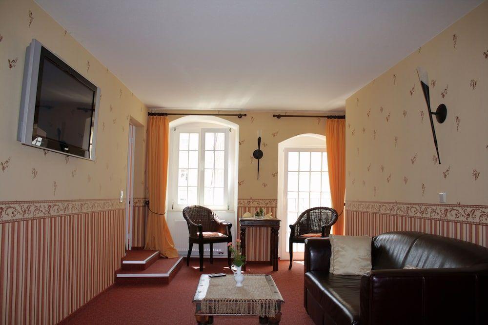 hotel image 11