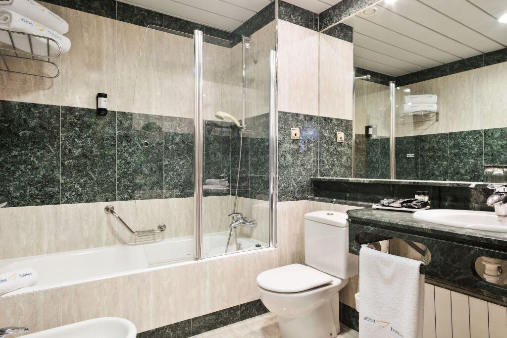 hotel image 32