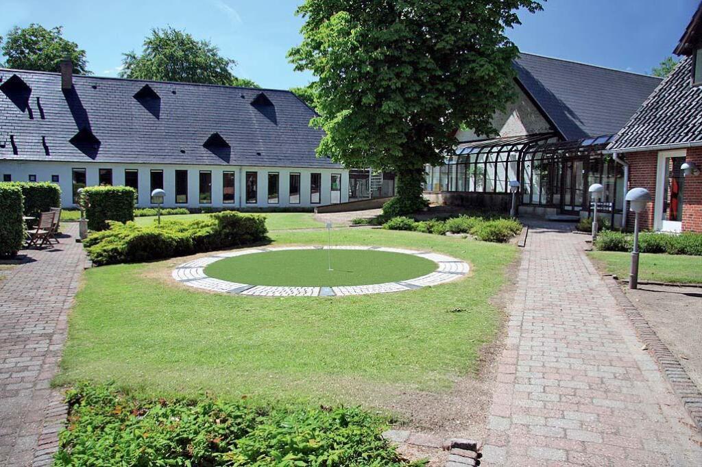 hotel image 10