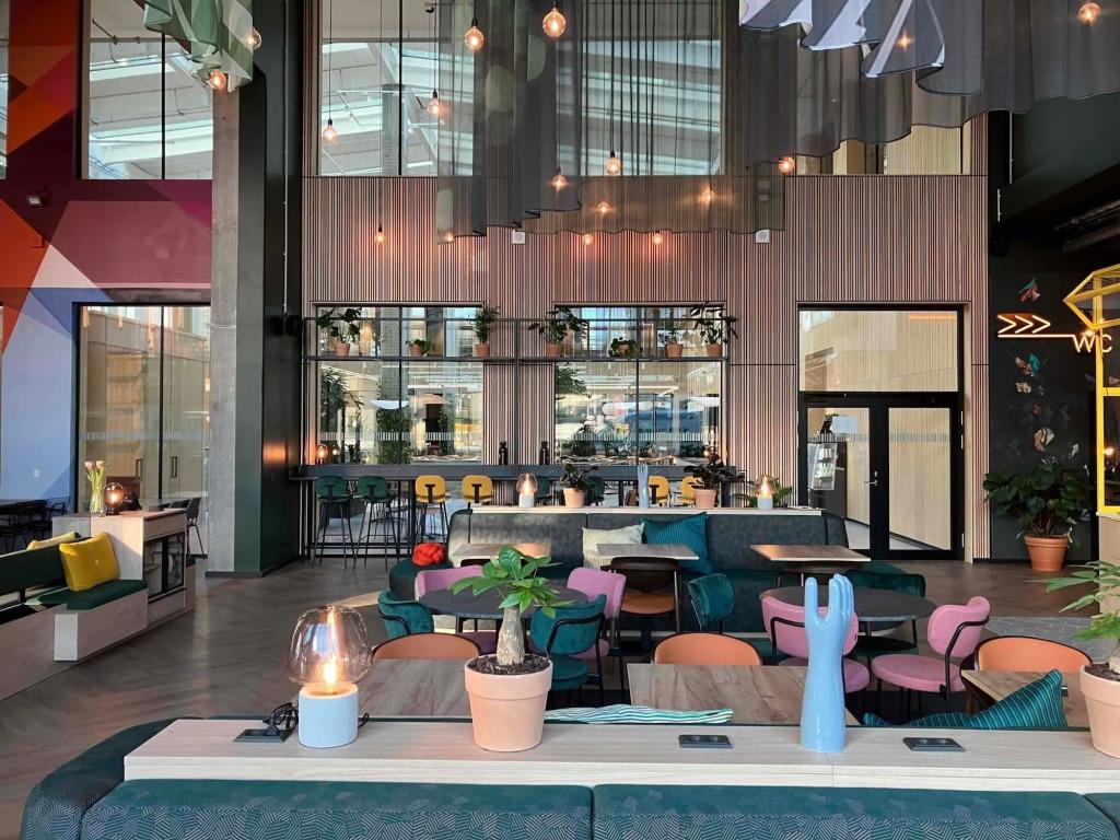 hotel image 10