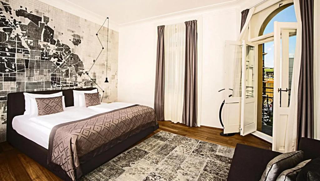hotel image 15
