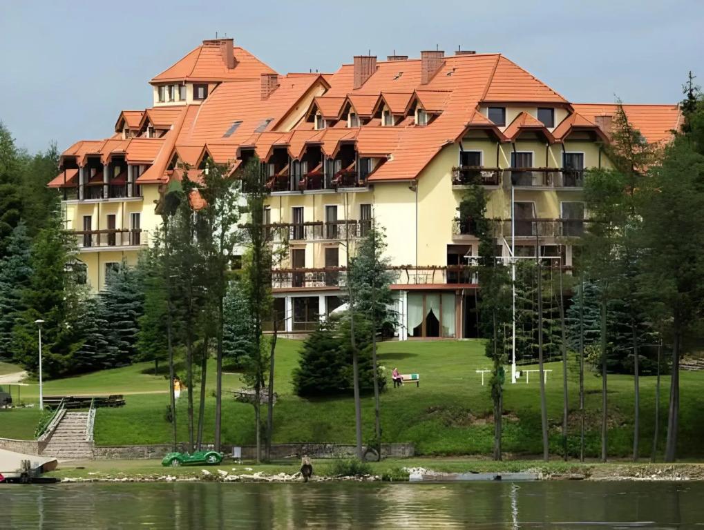 hotel image 8