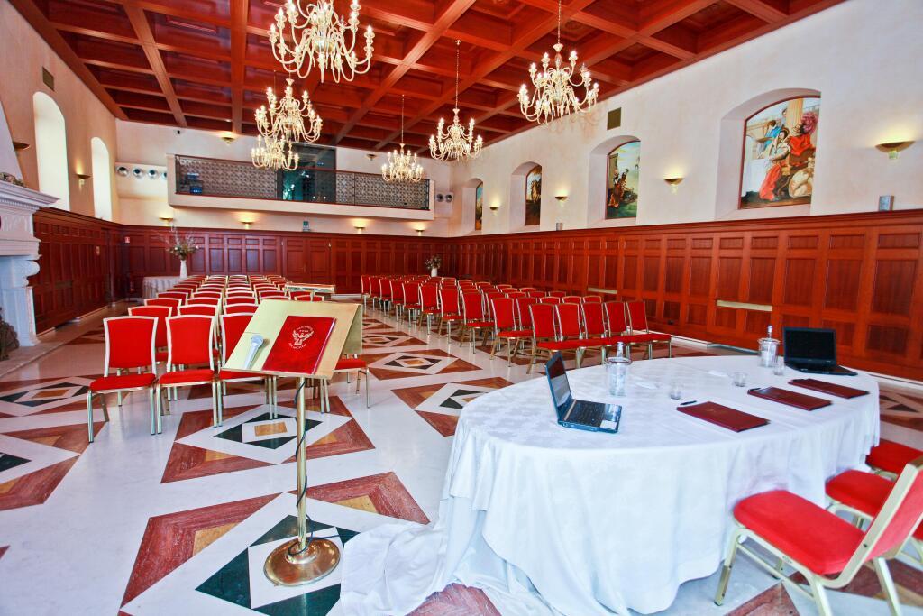 hotel image 16
