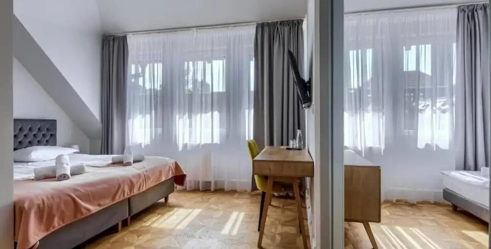 hotel image 10