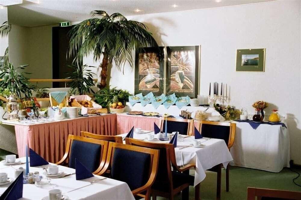 hotel image 13
