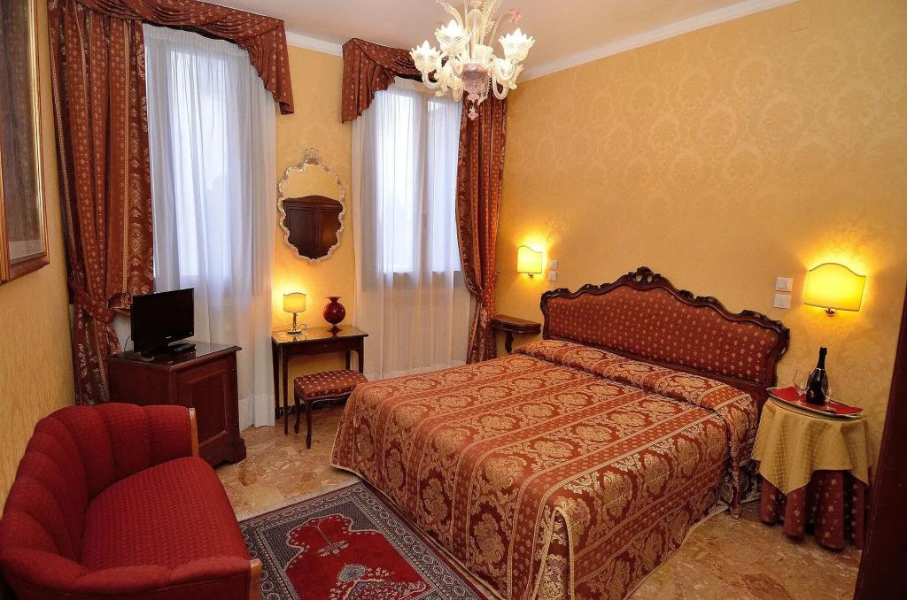 hotel image 10